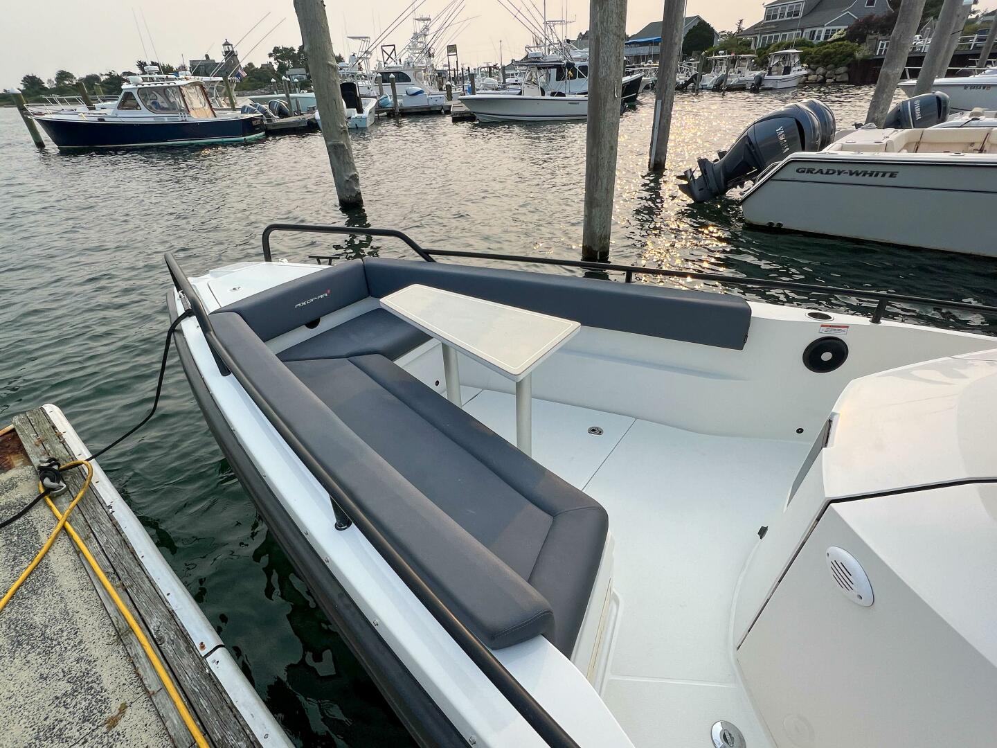 Slide: The Image of Axopar 28 CABIN 2020 - 4597654