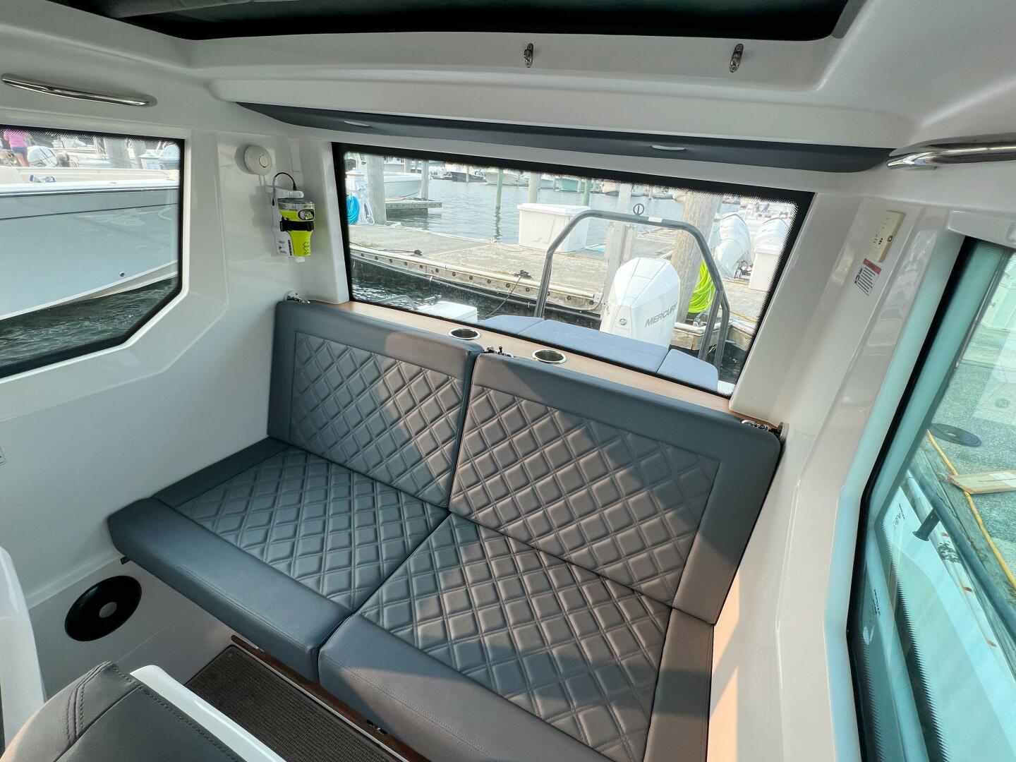 Slide: The Image of Axopar 28 CABIN 2020 - 4597634