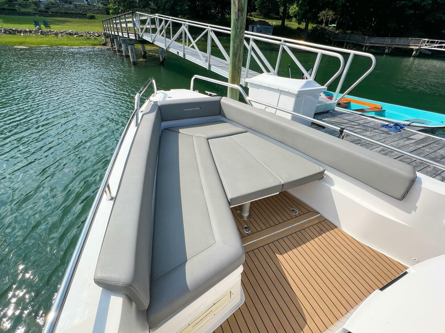 Slide: The Image of Axopar 28 CABIN 2020 - 4639675