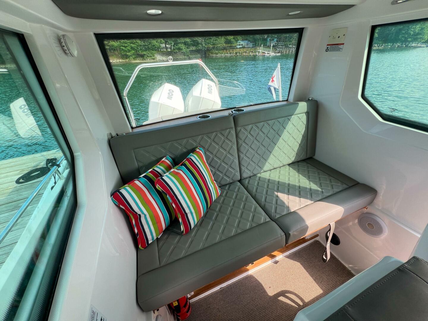Slide: The Image of Axopar 28 CABIN 2020 - 4639679