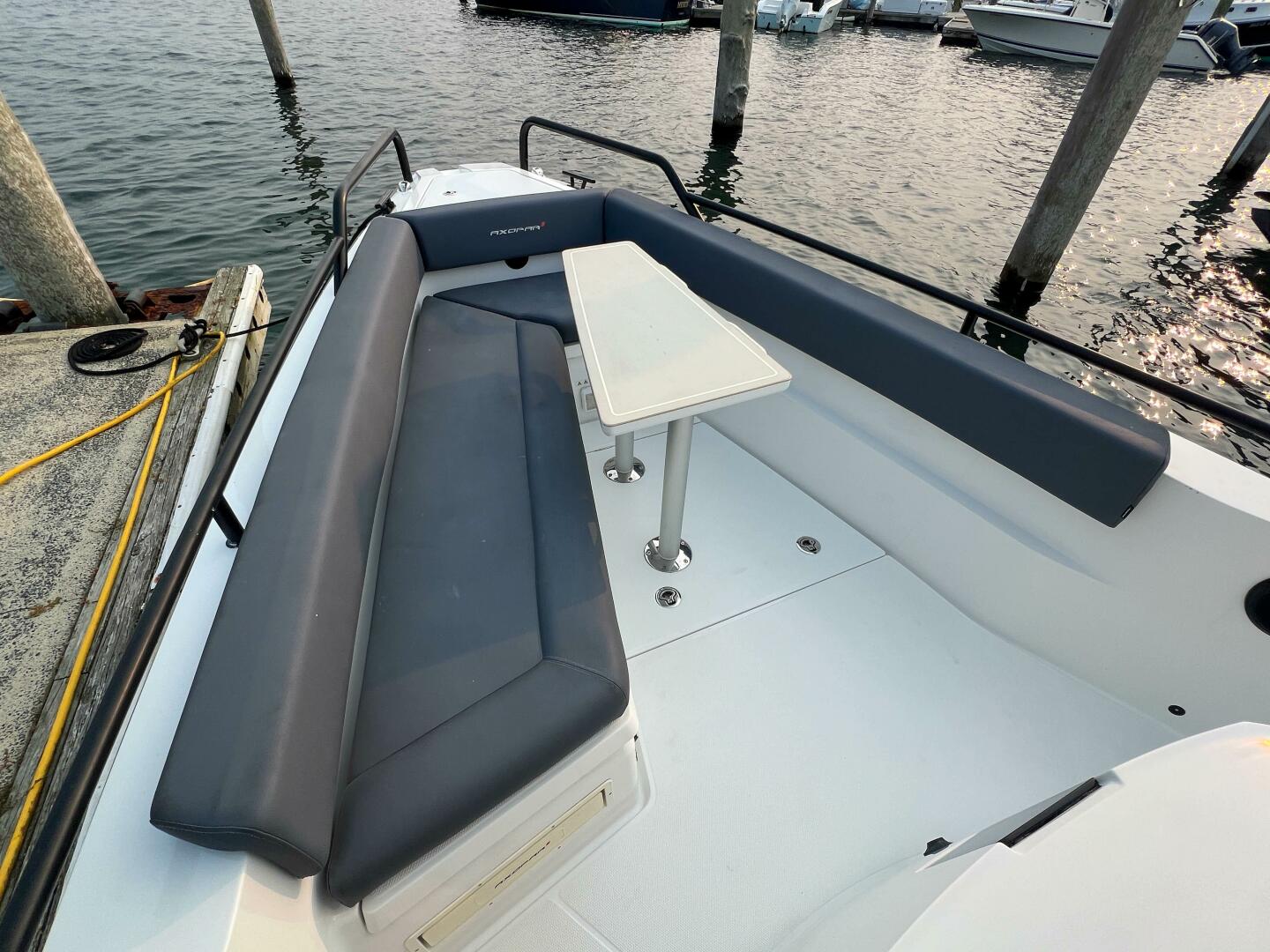 Slide: The Image of Axopar 28 CABIN 2020 - 4597641
