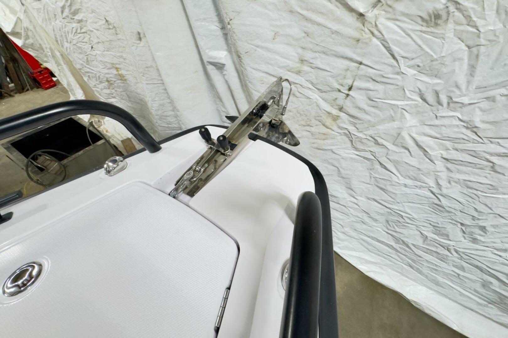 Slide: The Image of Axopar 28 CABIN 2022 - 5140805