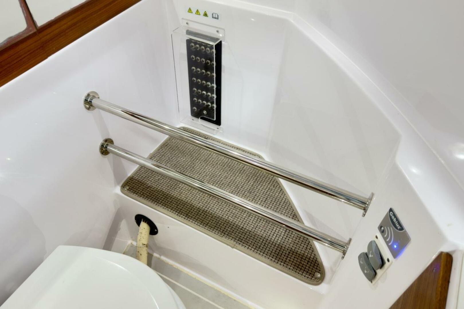 Slide: The Image of Axopar 28 CABIN 2022 - 5140813
