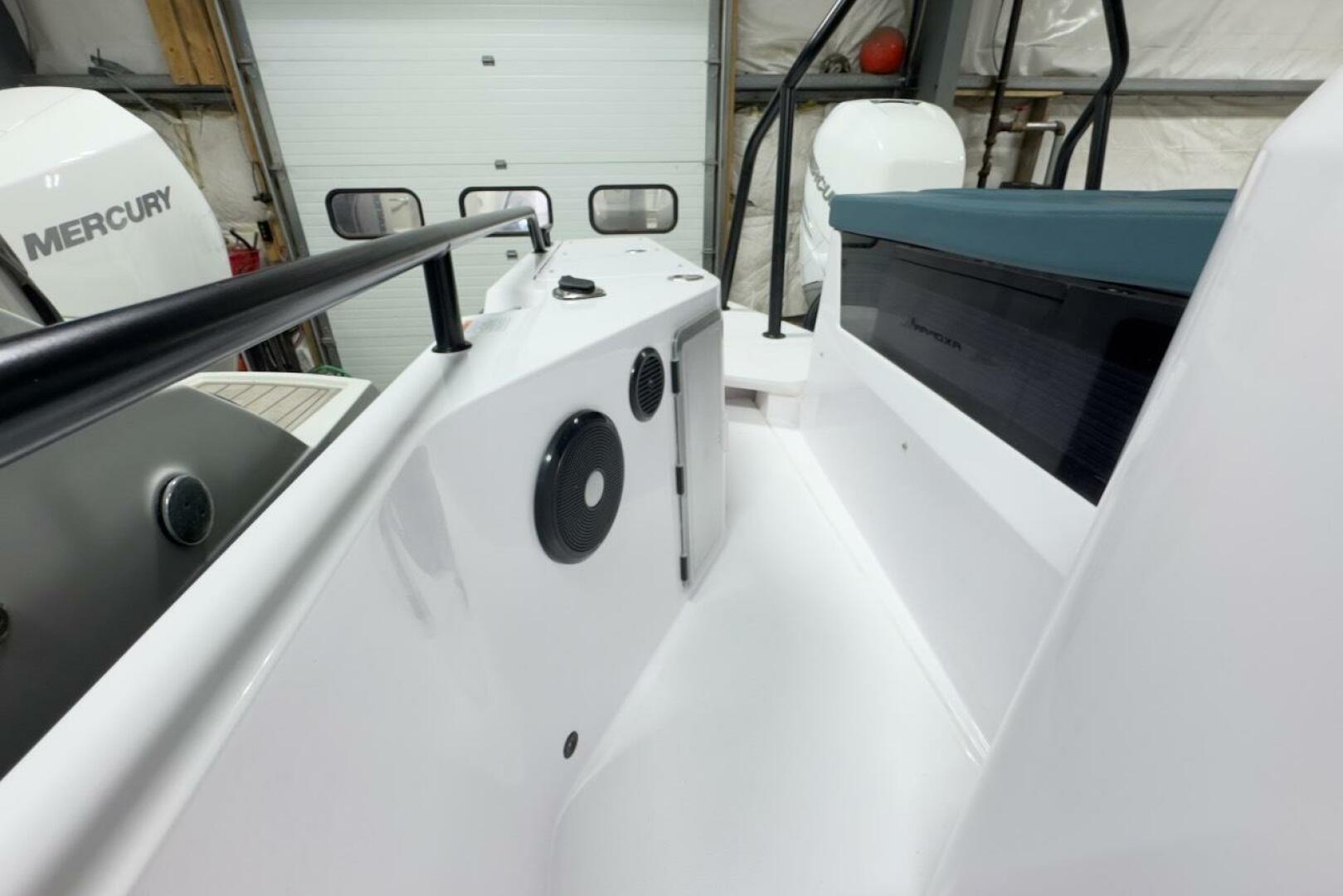 Slide: The Image of Axopar 28 CABIN 2022 - 5140817