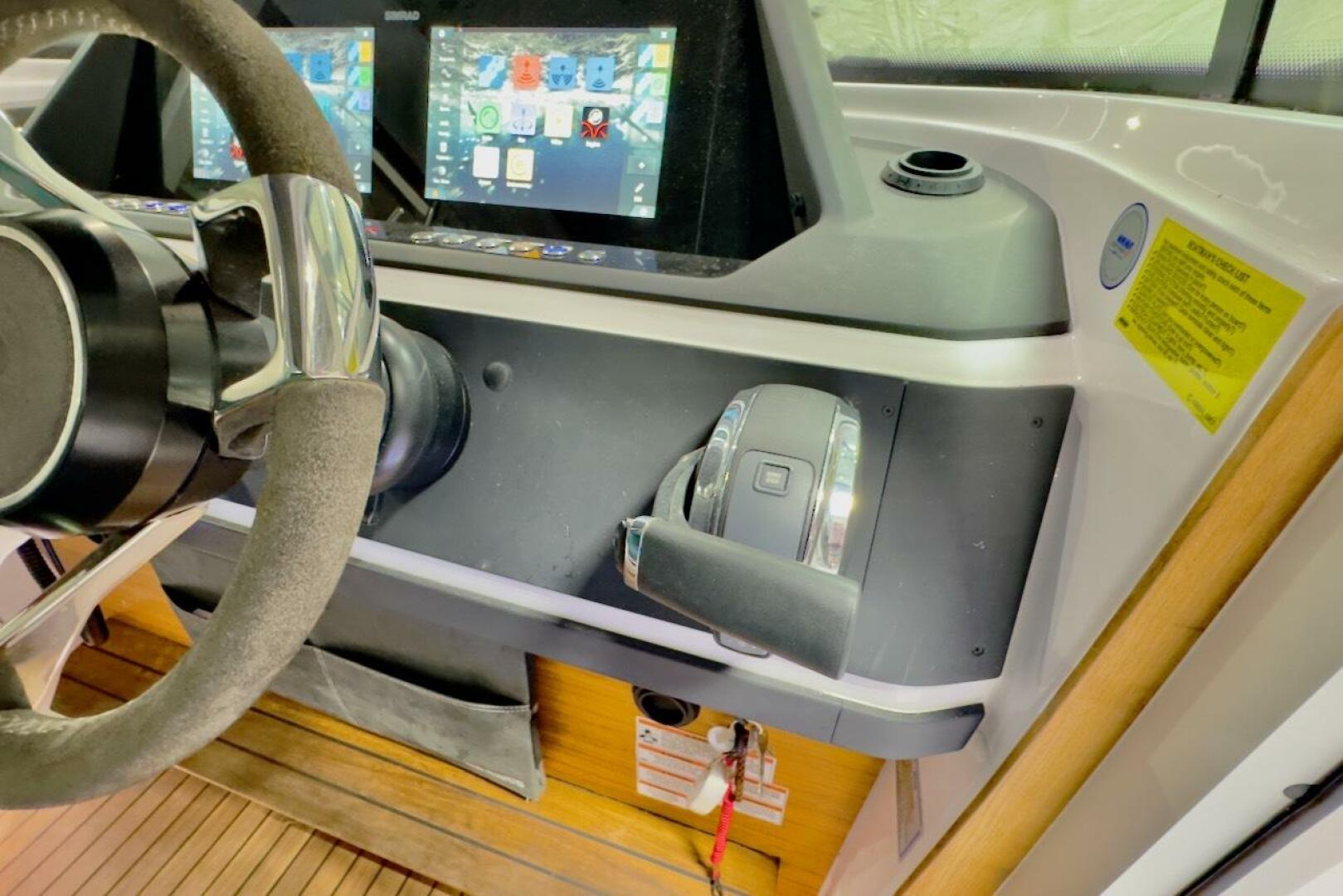 Slide: The Image of Axopar 28 CABIN 2022 - 5140829