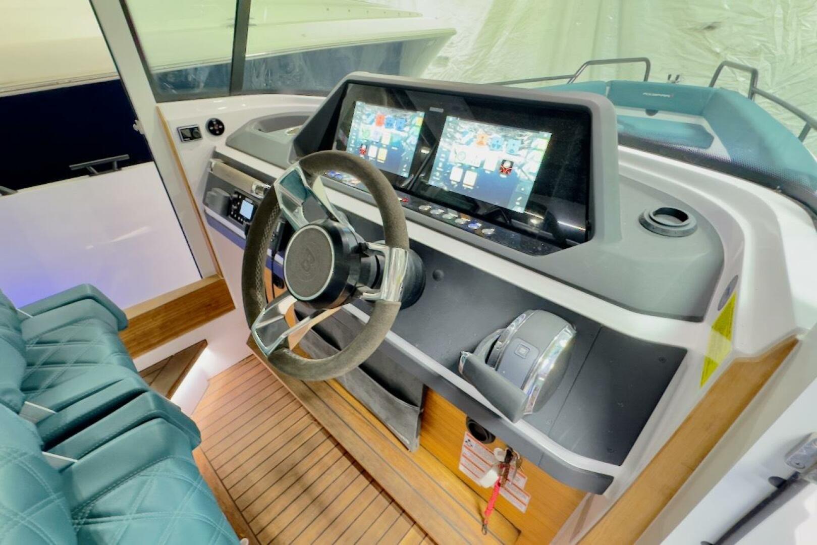Slide: The Image of Axopar 28 CABIN 2022 - 5140837