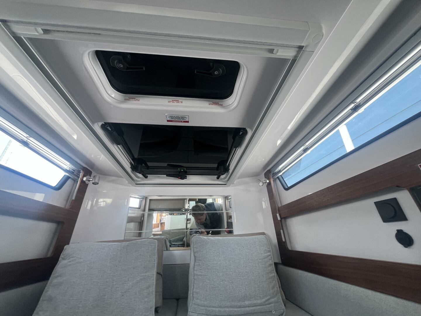 Slide: The Image of Axopar 28 CABIN 2022 - 5288661