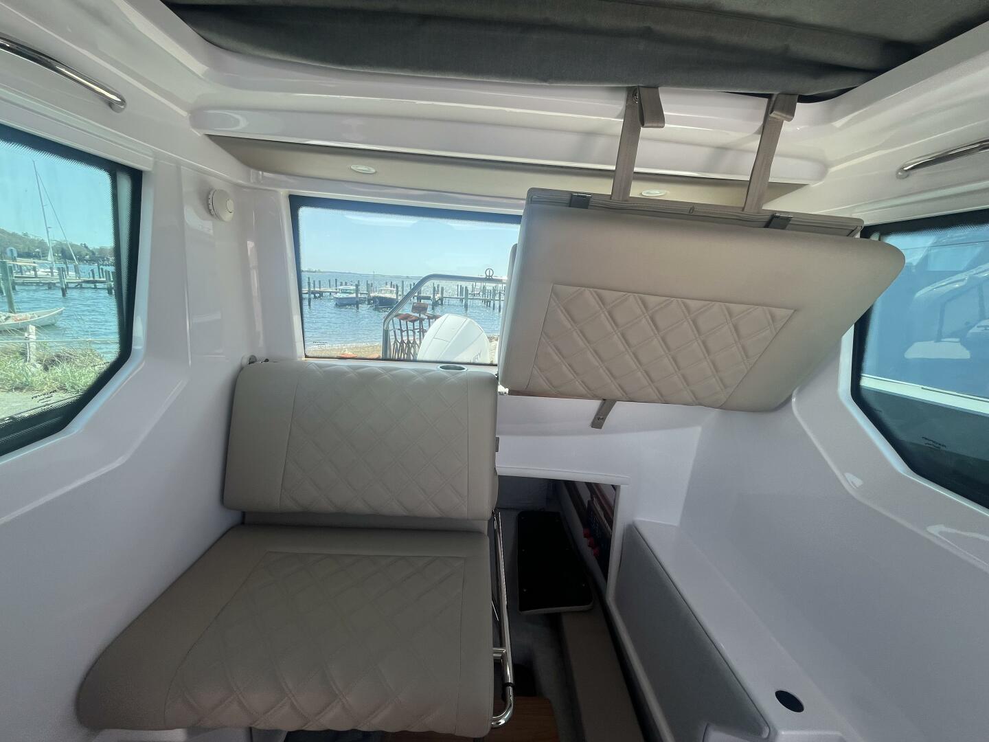 Slide: The Image of Axopar 28 CABIN 2022 - 5288664