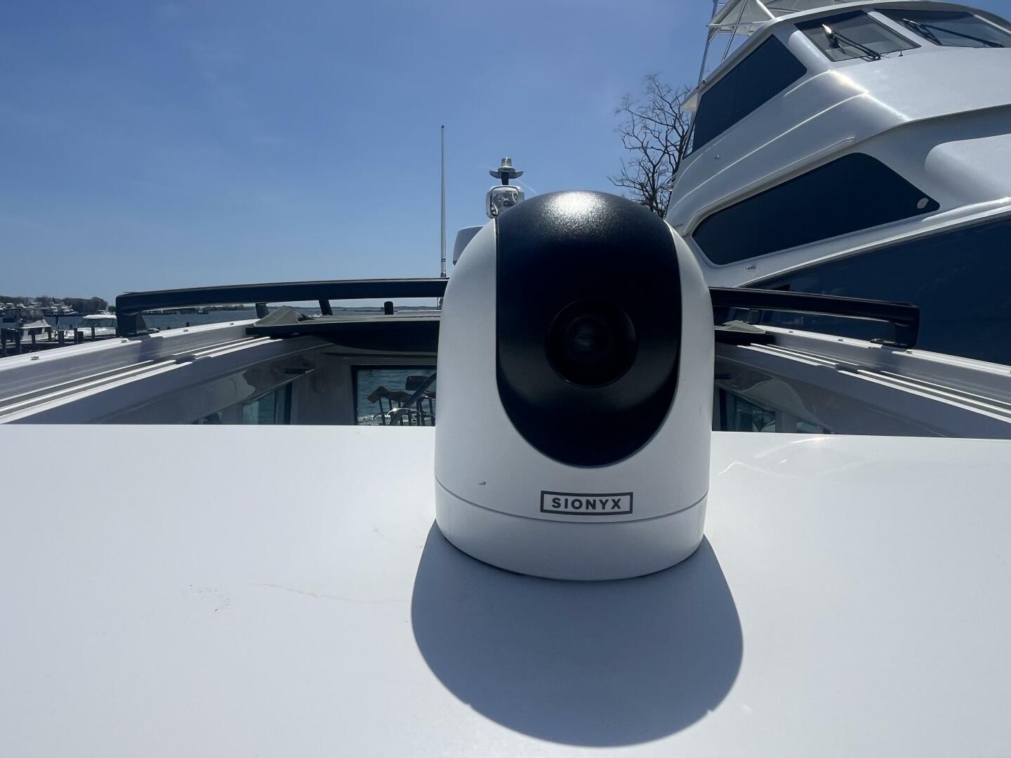 Slide: The Image of Axopar 28 CABIN 2022 - 5288657