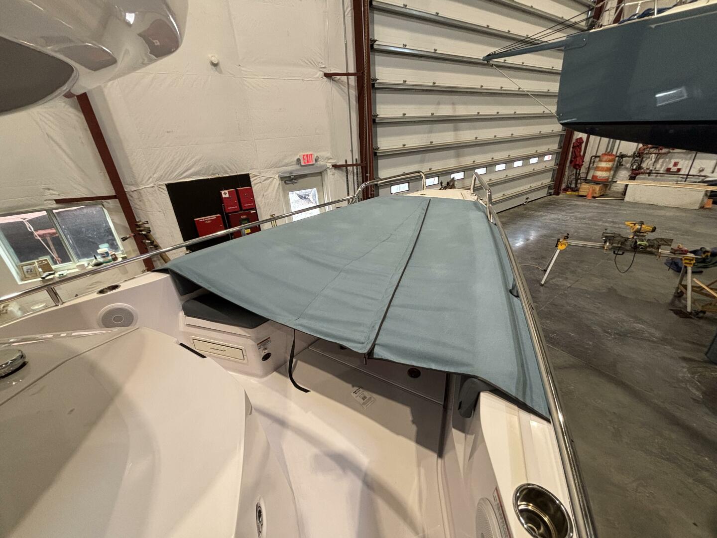 Slide: The Image of Axopar 28 CABIN 2023 - 5202257
