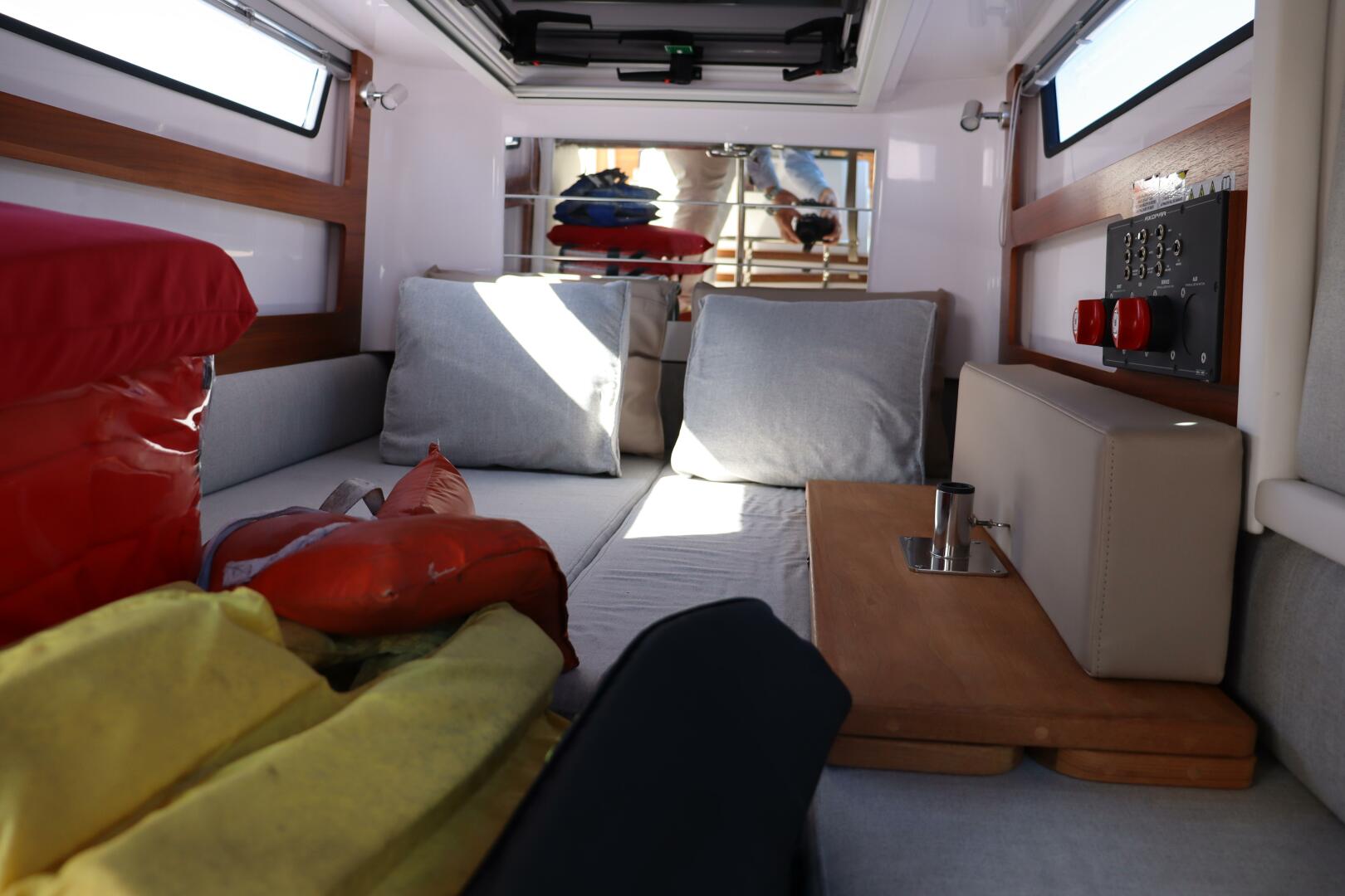 Slide: The Image of Axopar 28 CABIN 2023 - 4777948