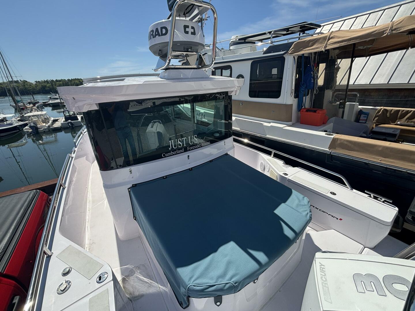 Slide: The Image of Axopar 28 CABIN 2023 - 5376611