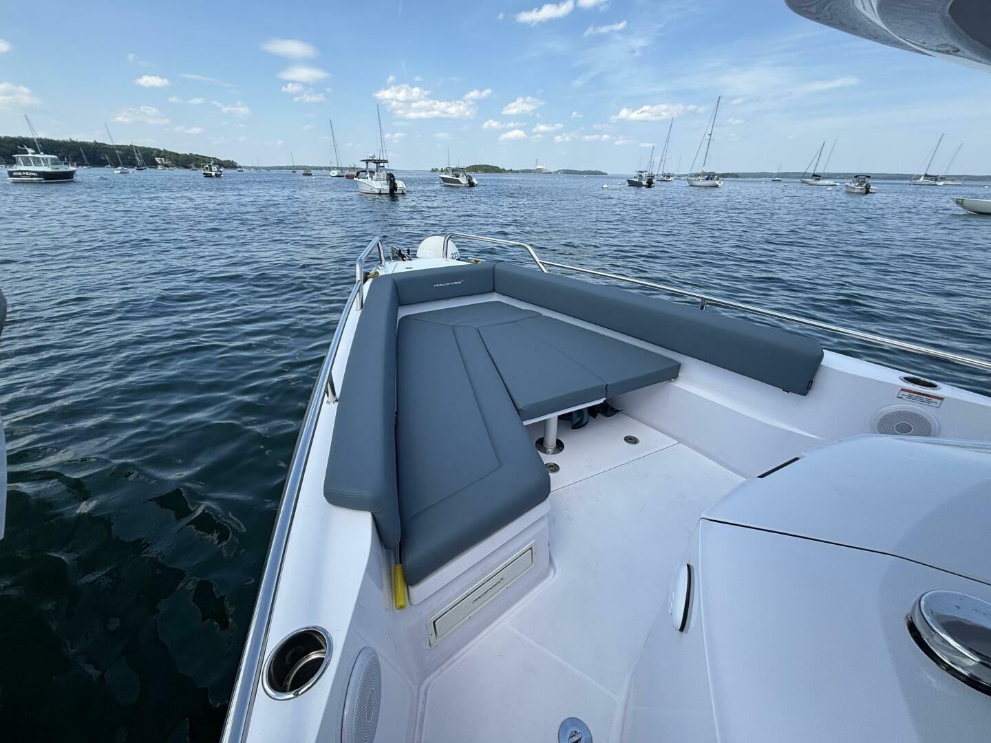 Slide: The Image of Axopar 28 CABIN 2023 - 5423800