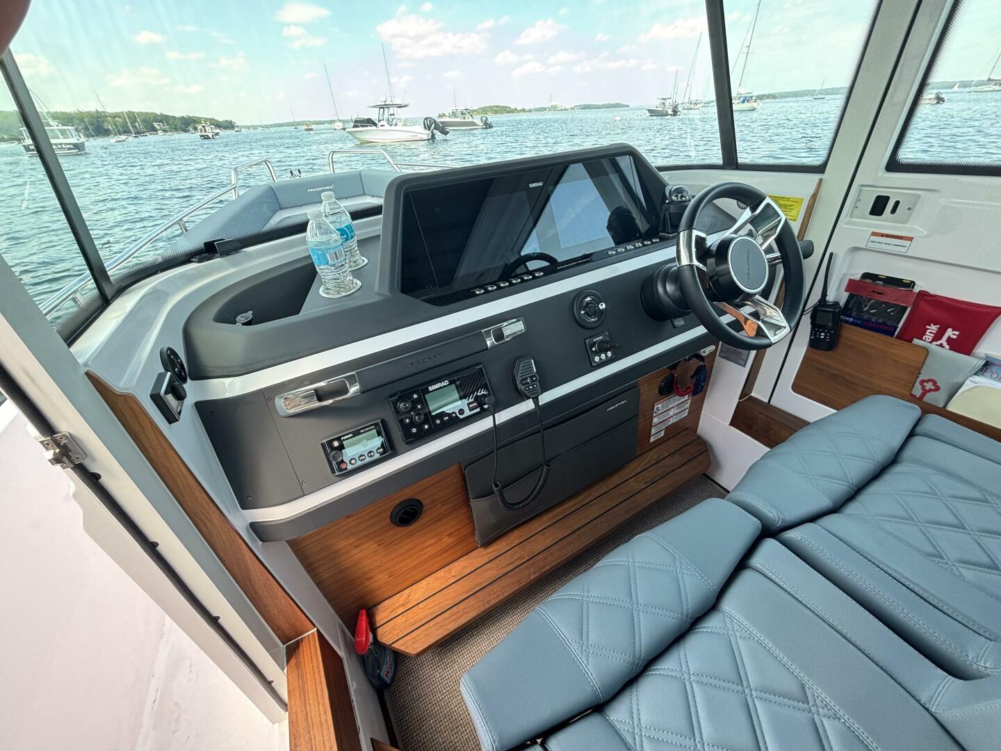 Slide: The Image of Axopar 28 CABIN 2023 - 5423809