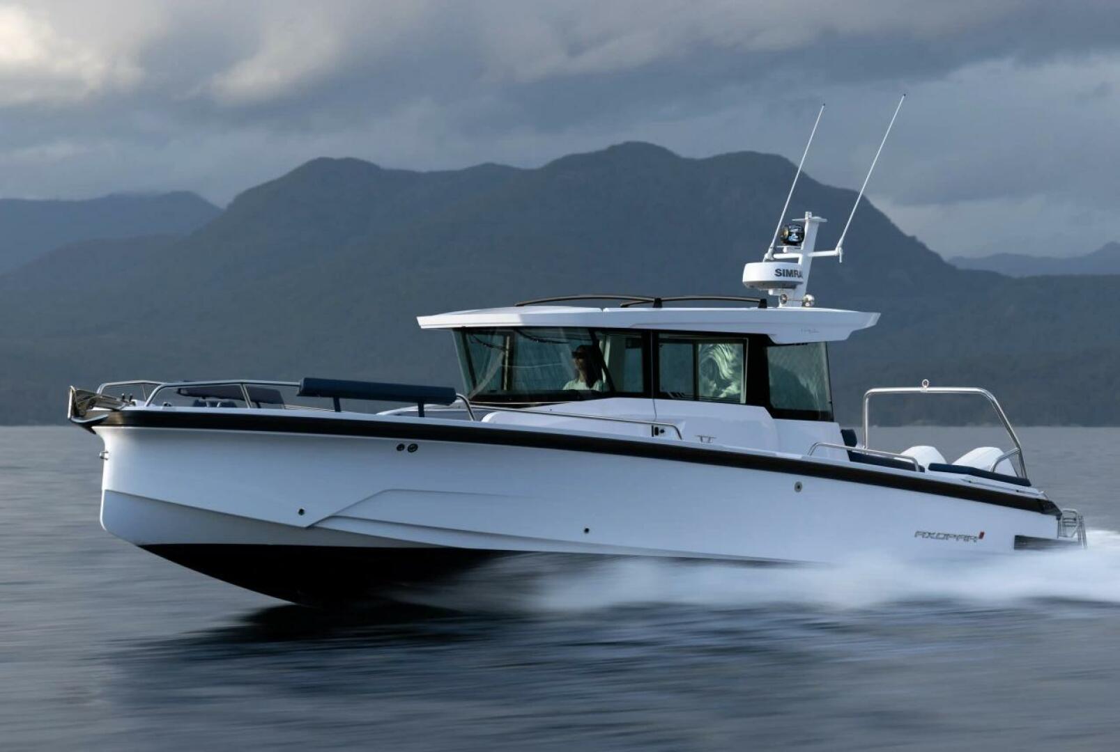 Slide: The Image of Axopar 29 Cros Cabin 2025 - 5273131