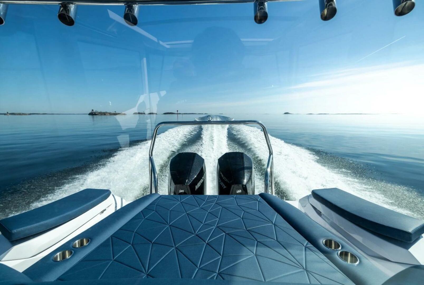 Slide: The Image of Axopar 29 Cros Cabin 2025 - 5273257