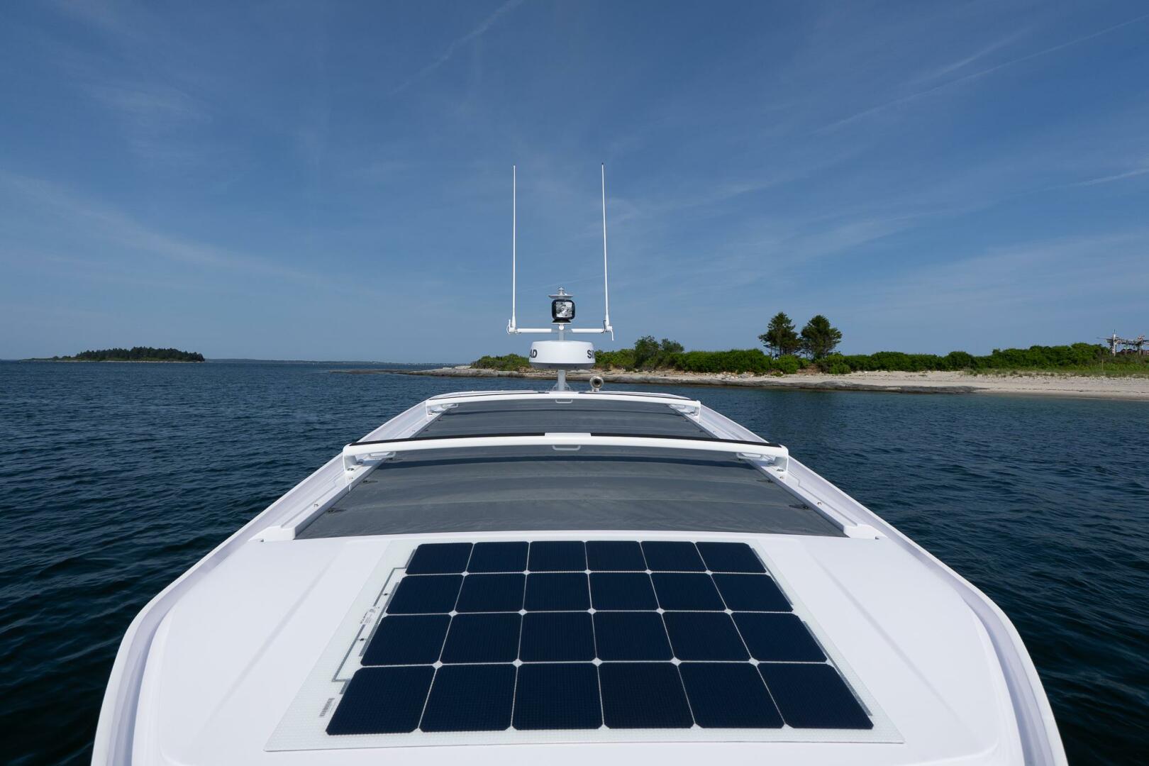 Slide: The Image of Axopar 29 Cross Cabin 2025 - 5399709