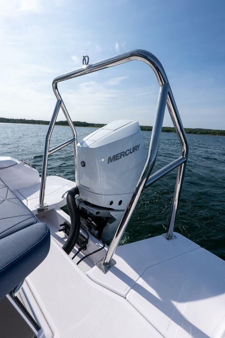 Slide: The Image of Axopar 29 Cross Cabin 2025 - 5399699