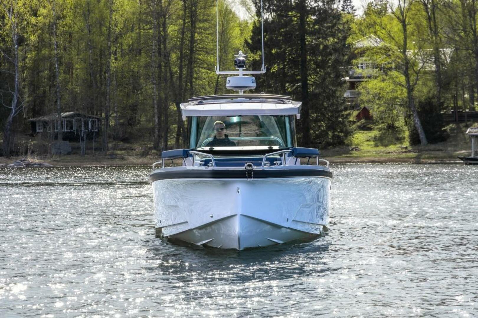 Slide: The Image of Axopar 29 XC Cross Cabin 2025 - 5363741