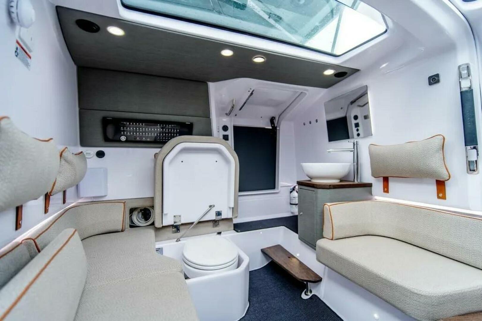 Slide: The Image of Axopar 37 2021 - 5185003