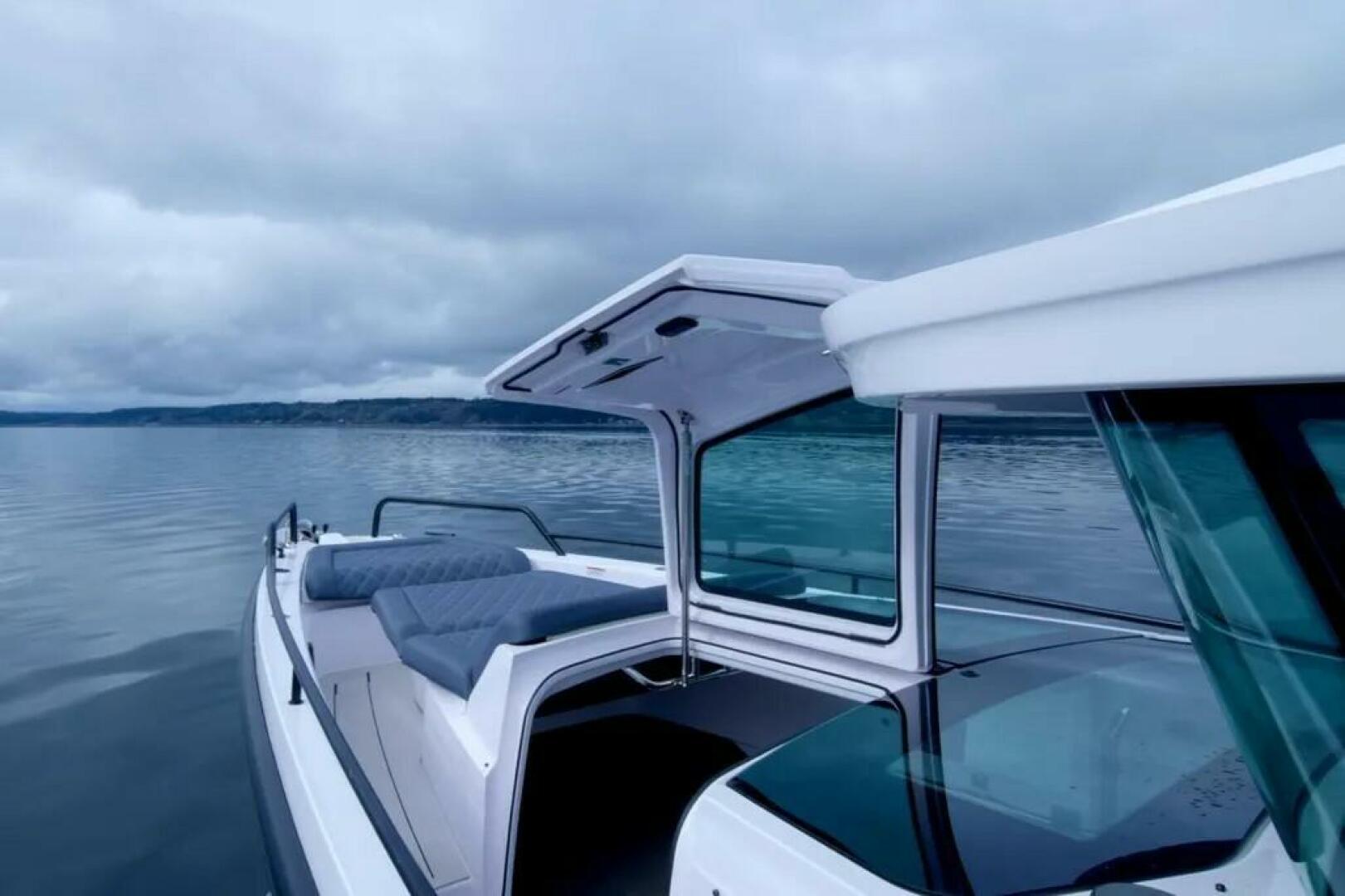 Slide: The Image of Axopar 37 2021 - 5185011