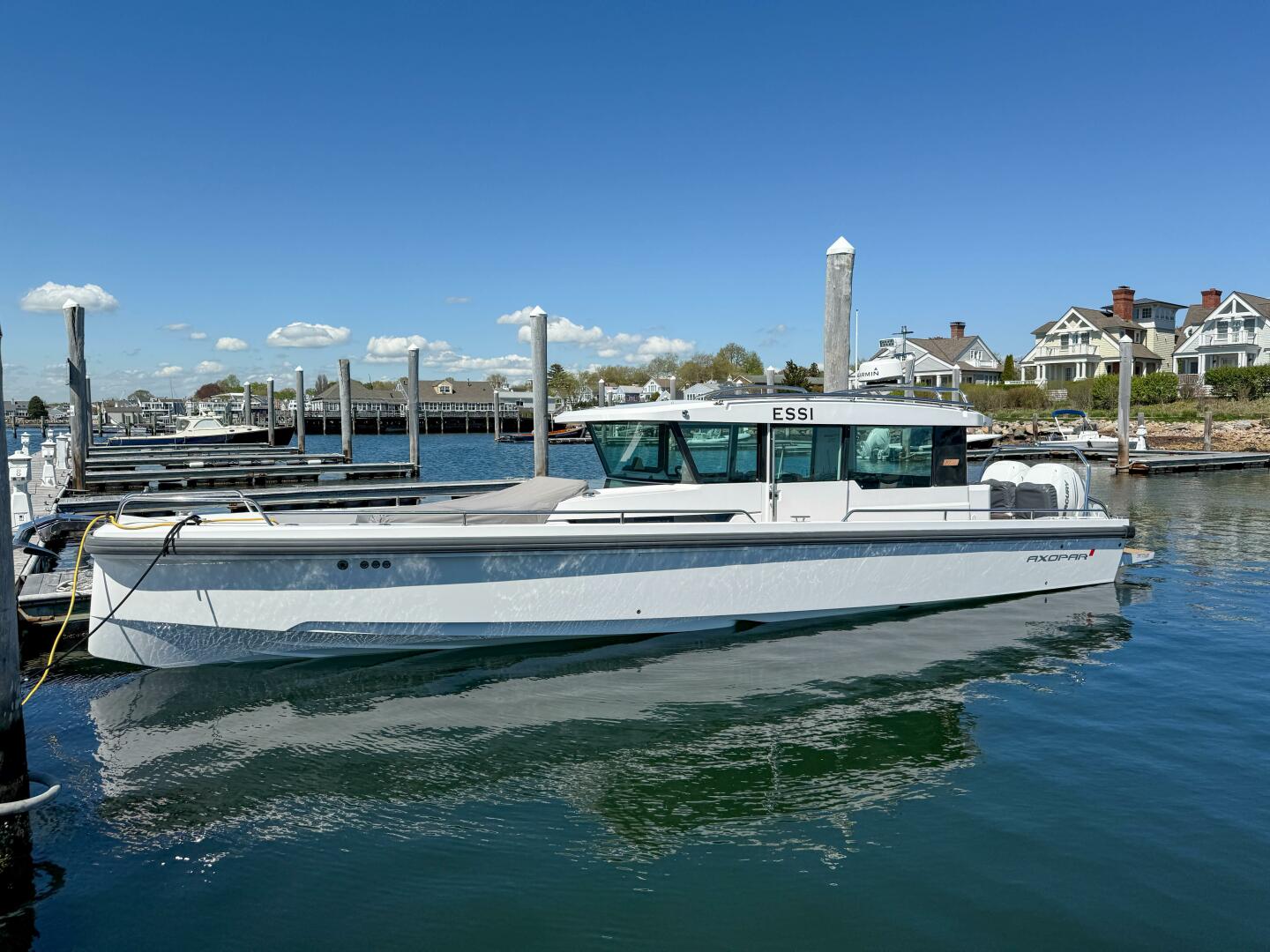 Slide: The Image of Axopar 37 Cabin 2019 - 5327217