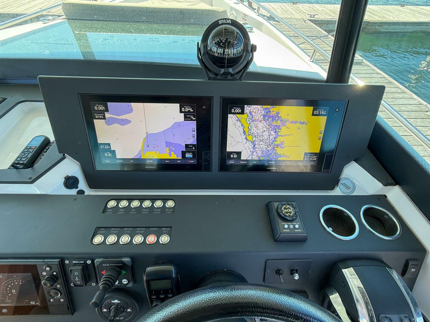Slide: The Image of Axopar 37 Cabin 2019 - 5327225