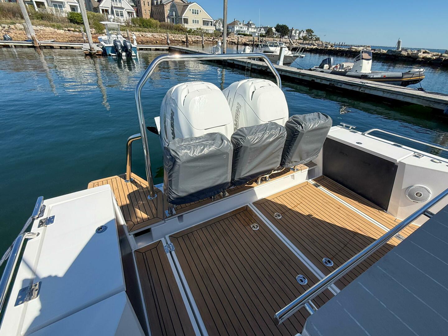 Slide: The Image of Axopar 37 Cabin 2019 - 5327232