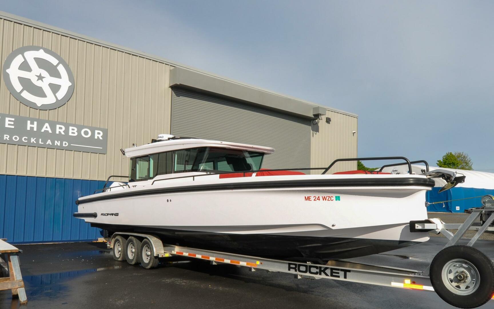 Slide: The Image of Axopar 37XC Offered For Sale656 - 4442134