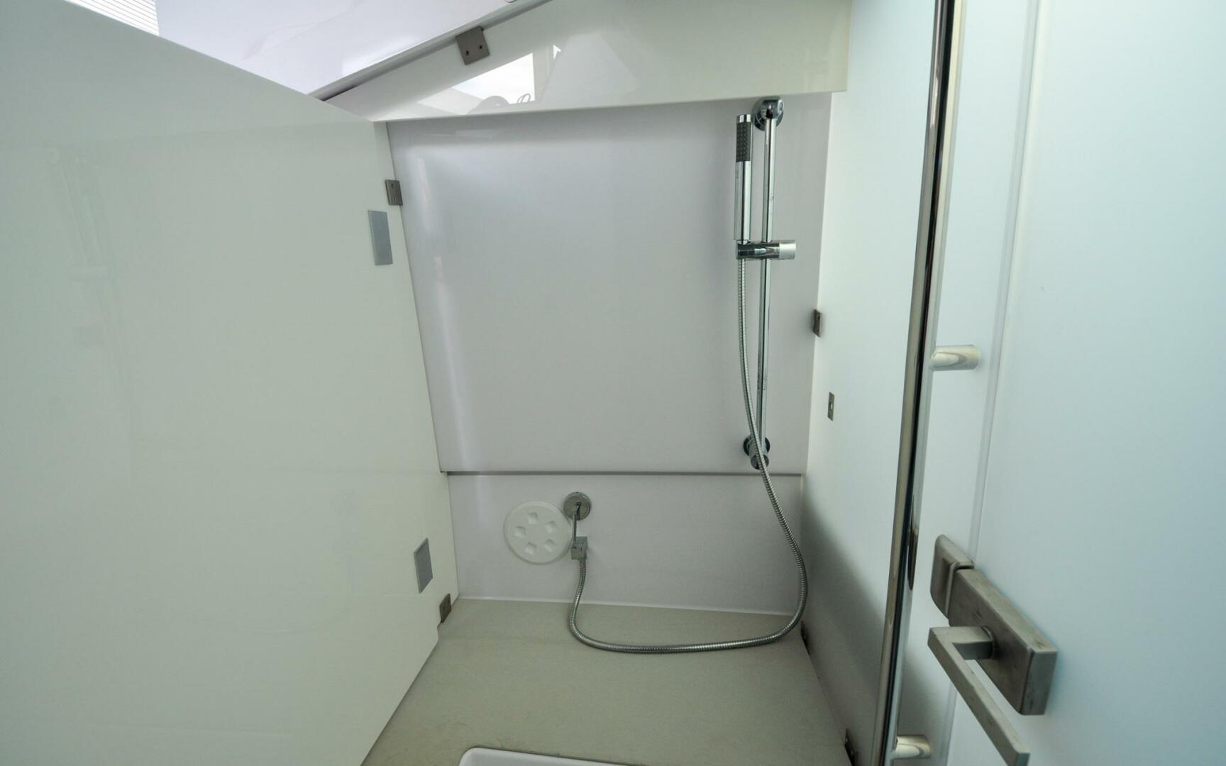 Slide: The Image of Axopar 37XC Offered For Sale710 - 4442111