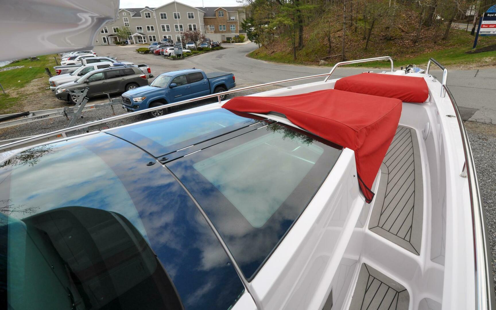 Slide: The Image of Axopar 37 Cross Cabin 2021 - 5279728