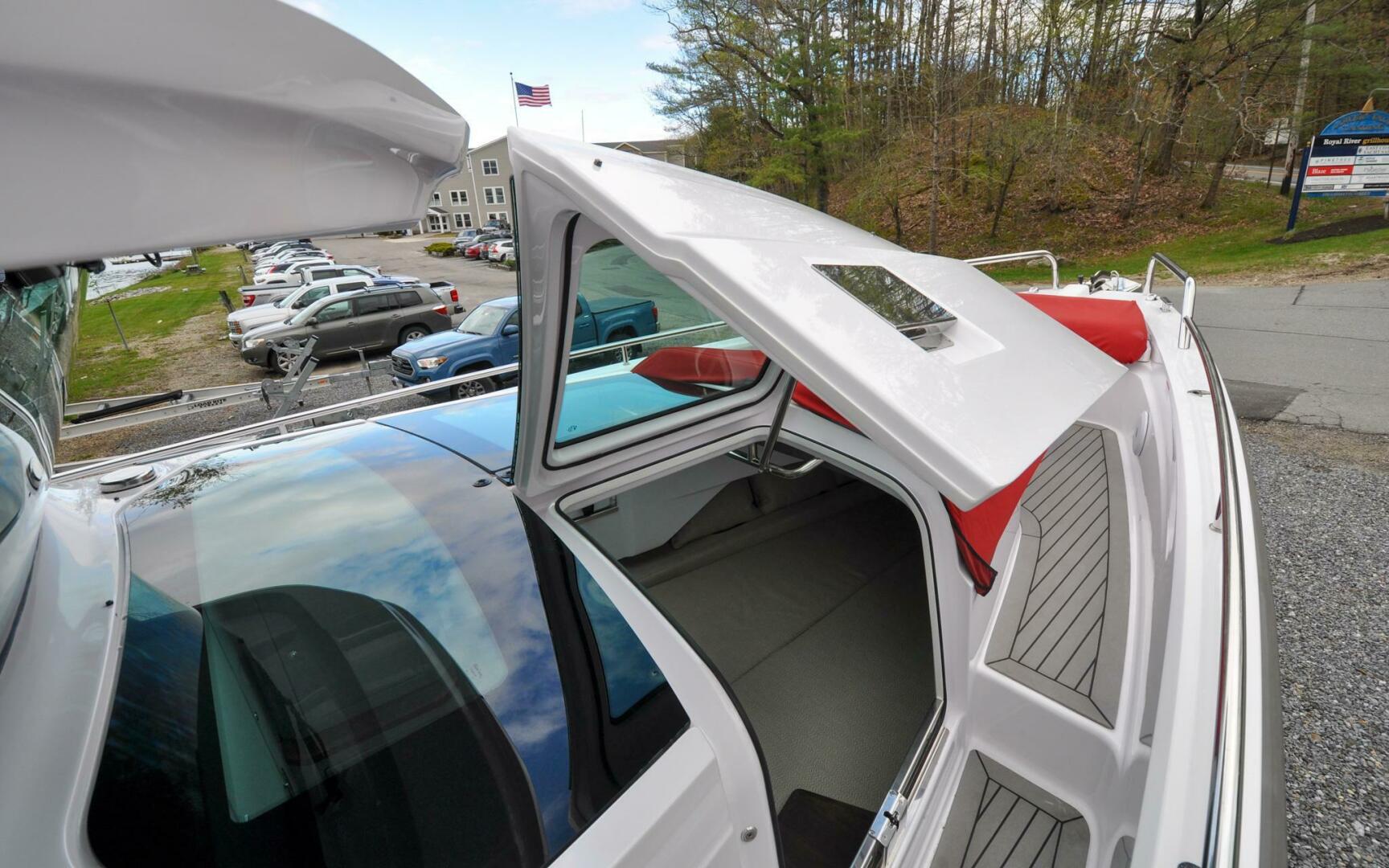 Slide: The Image of Axopar 37 Cross Cabin 2021 - 5279729