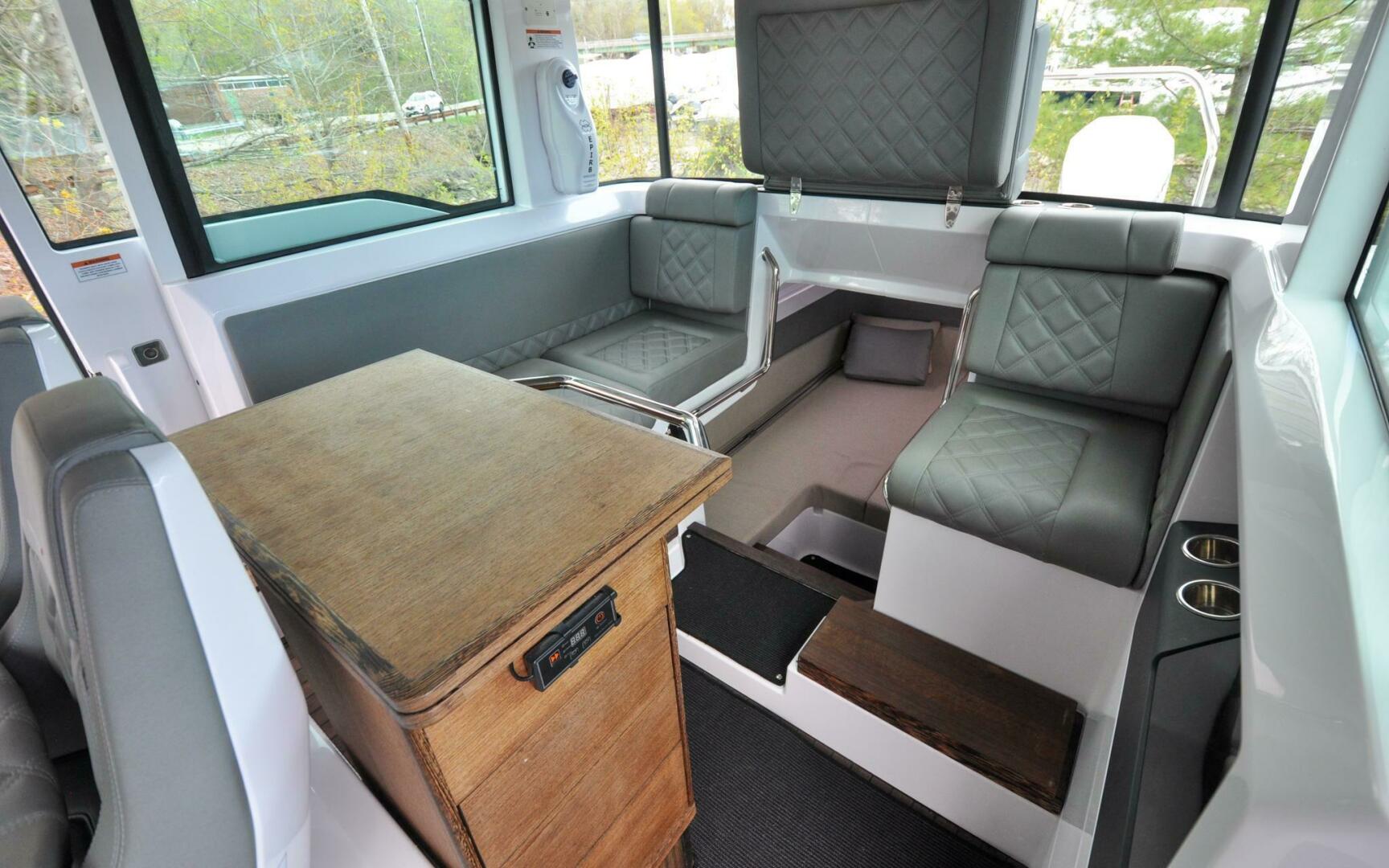 Slide: The Image of Axopar 37 Cross Cabin 2021 - 5279736