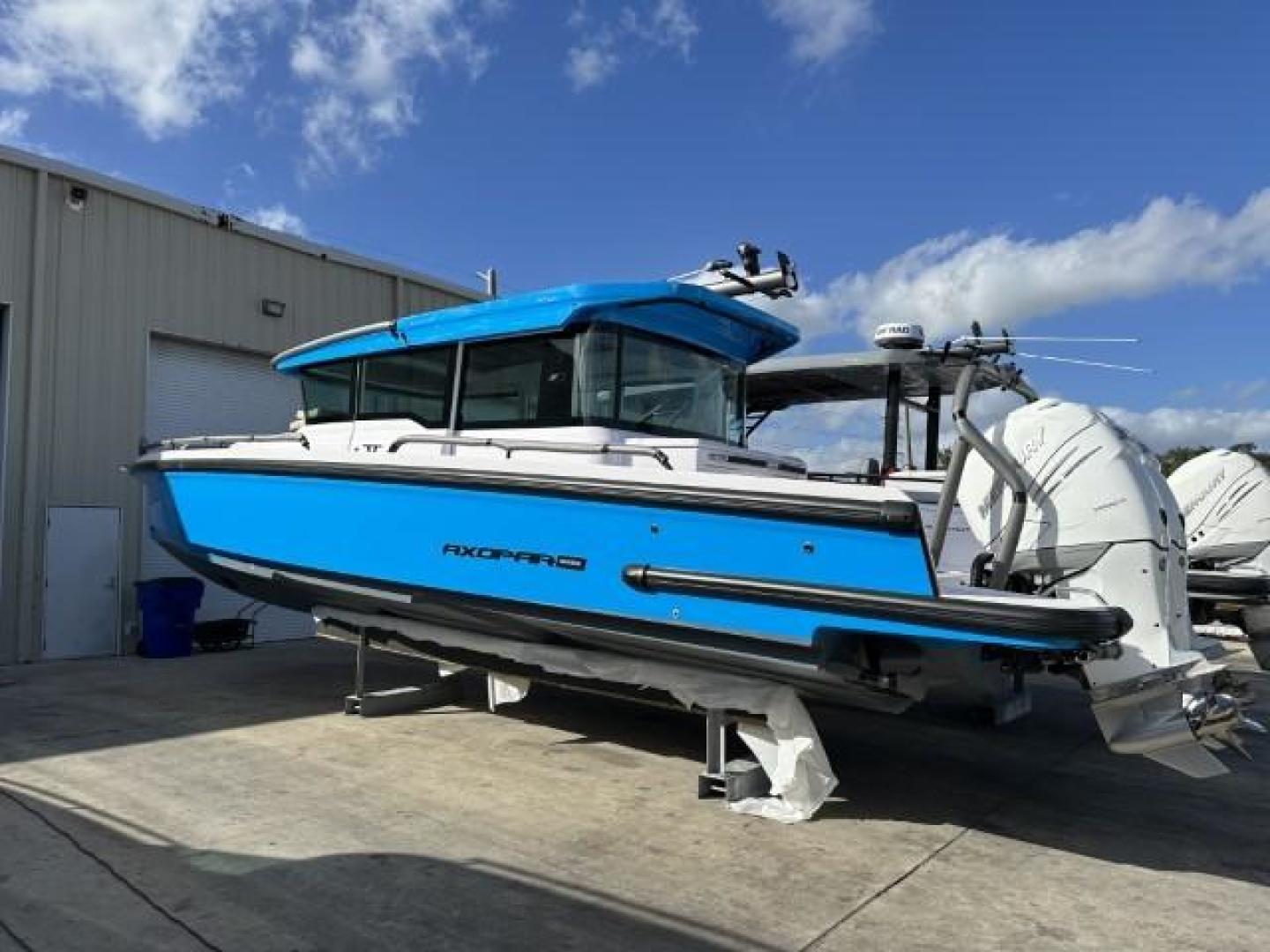 Slide: The Image of Axopar 37 XC CROSS CABIN 2023 - 3584210