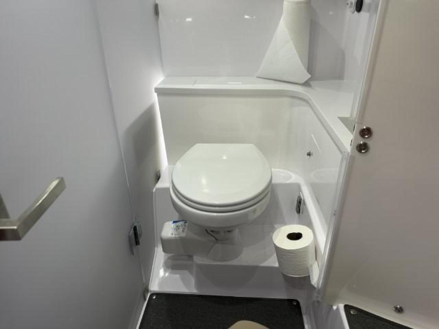 Slide: The Image of Axopar 37 XC CROSS CABIN 2023 - 3584202