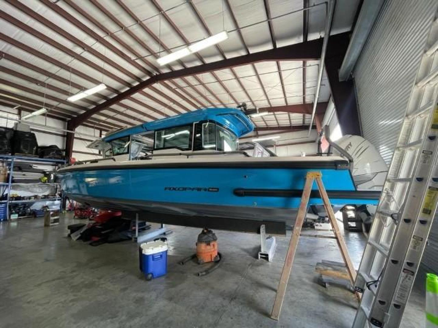 Slide: The Image of Axopar 37 XC CROSS CABIN 2023 - 3584209