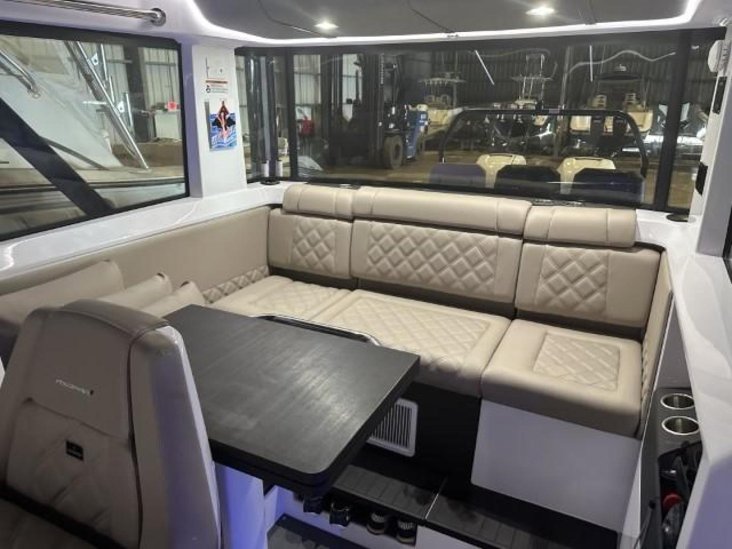 Slide: The Image of Axopar 37 XC CROSS CABIN 2023 - 3584197