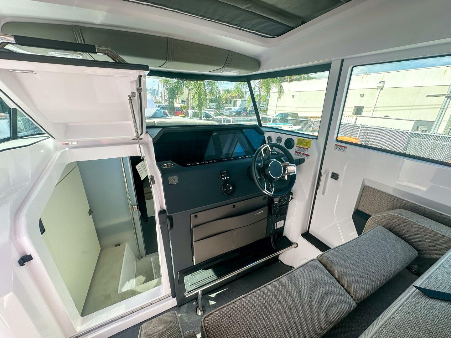 Slide: The Image of Axopar 37 XC CROSS CABIN 2024 - 5389999