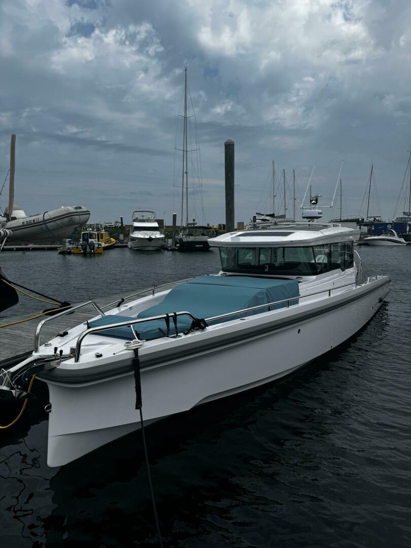 Slide: The Image of Axopar 37 XC Cross Cabin 2024 - 5532404