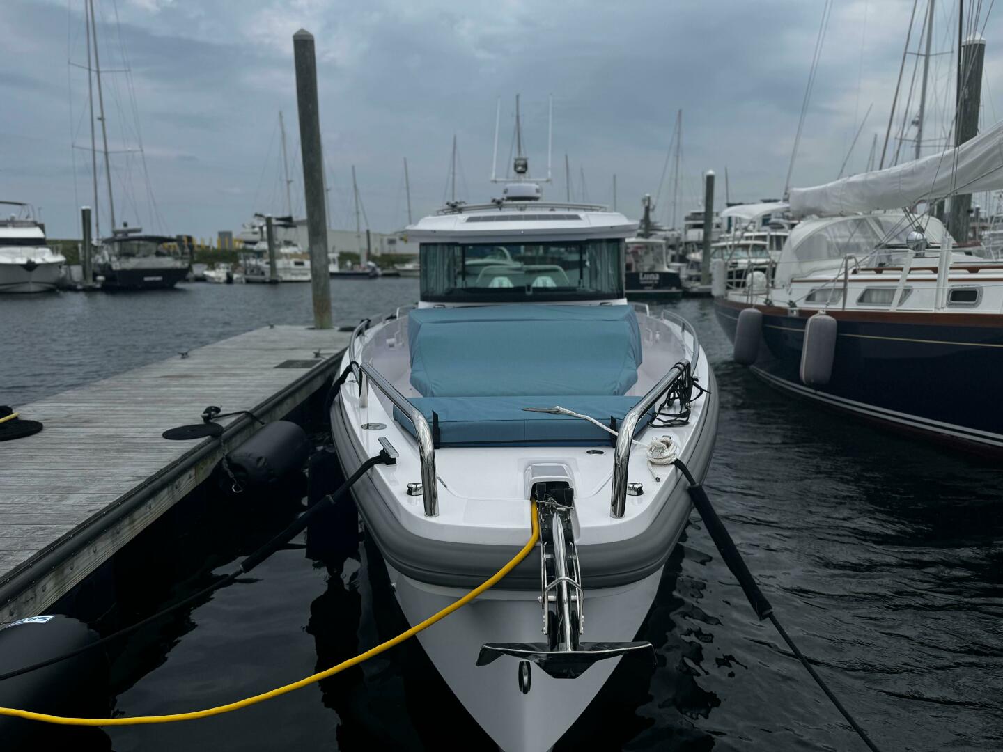Slide: The Image of Axopar 37 XC Cross Cabin 2024 - 5532409