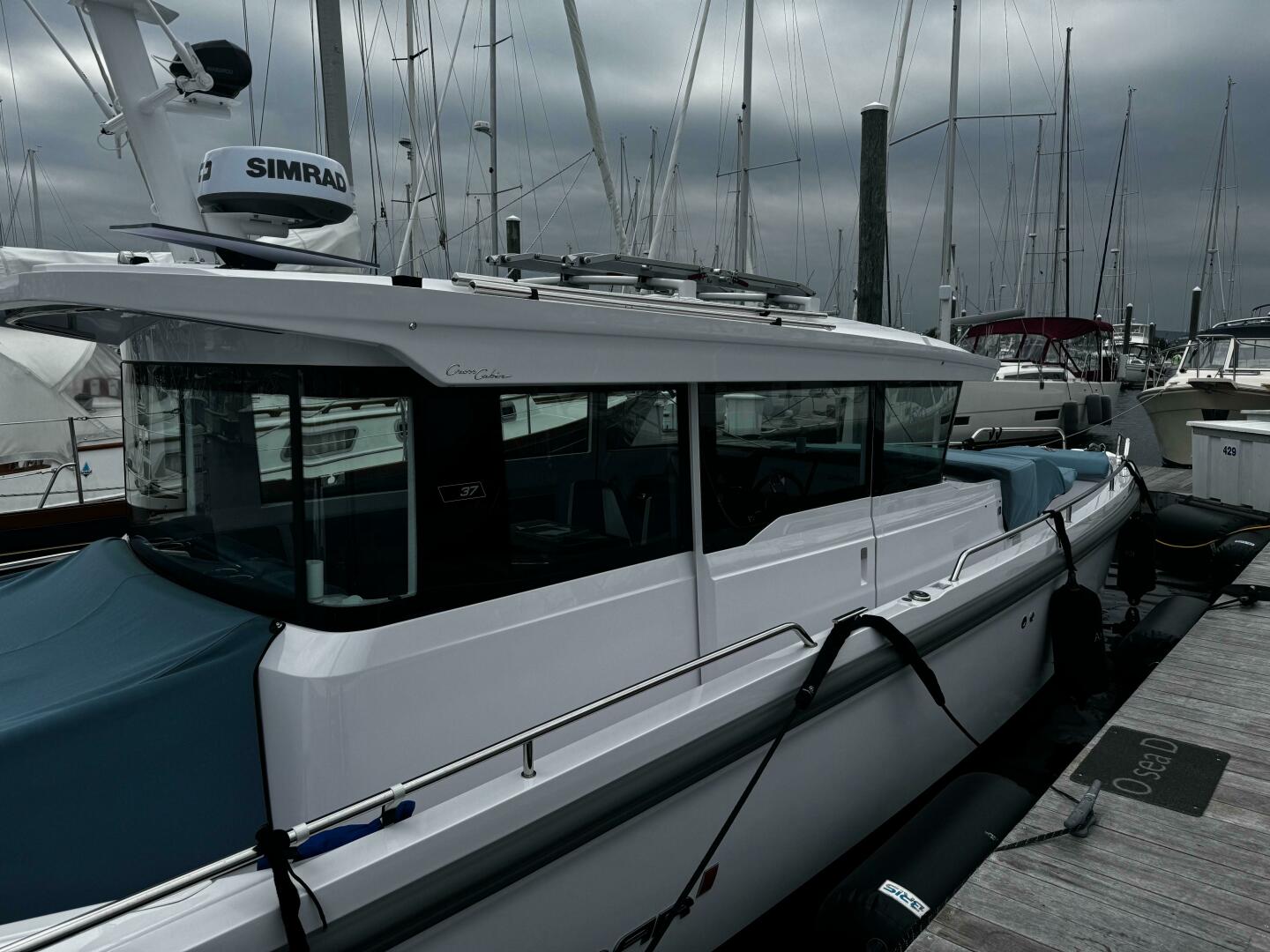 Slide: The Image of Axopar 37 XC Cross Cabin 2024 - 5532420