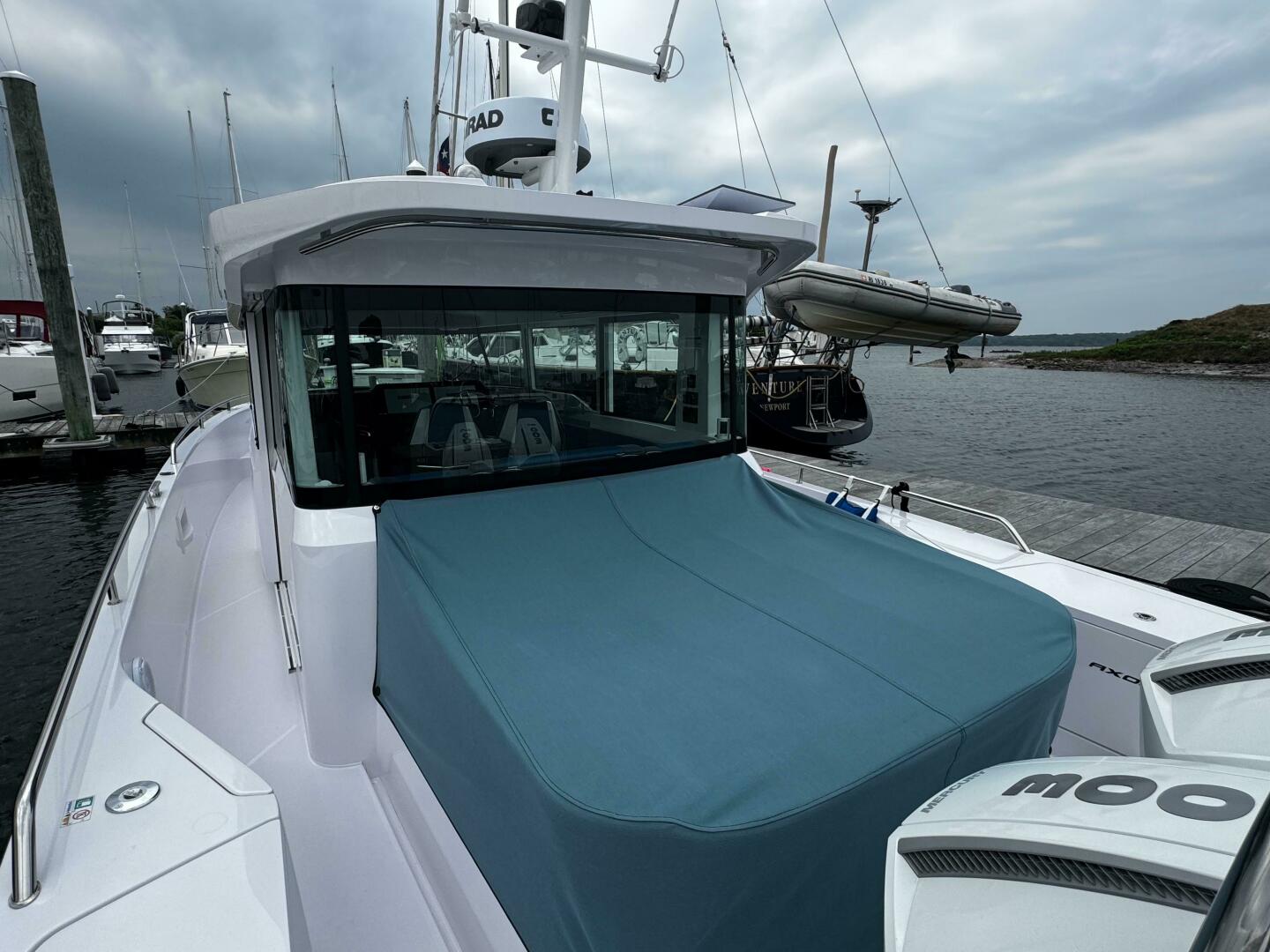 Slide: The Image of Axopar 37 XC Cross Cabin 2024 - 5532421