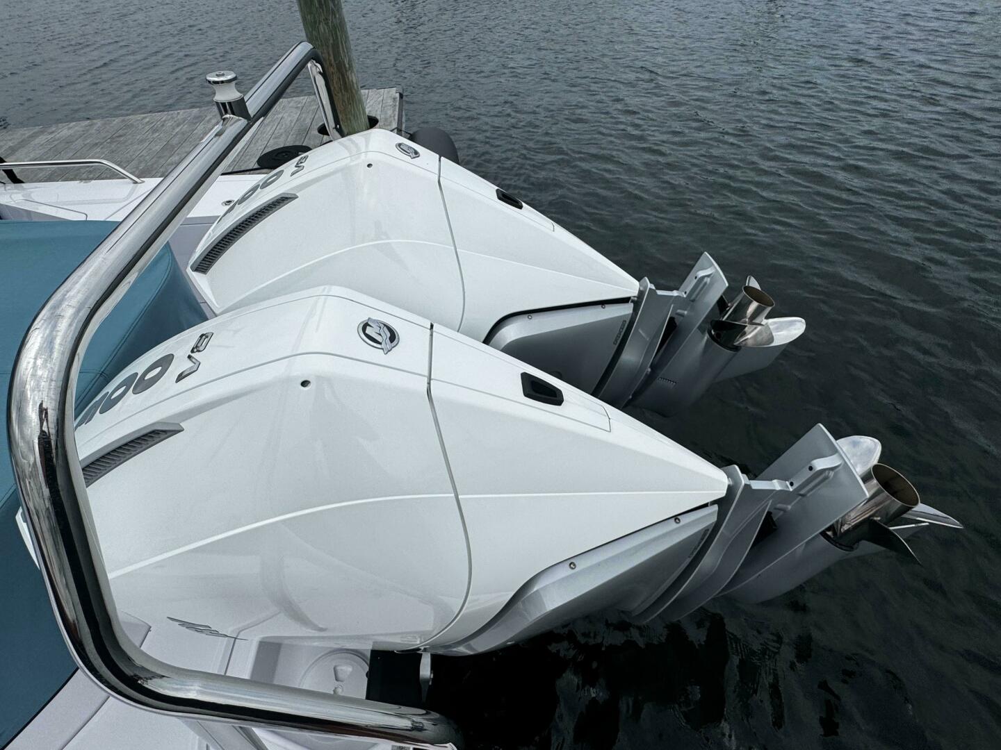 Slide: The Image of Axopar 37 XC Cross Cabin 2024 - 5532424