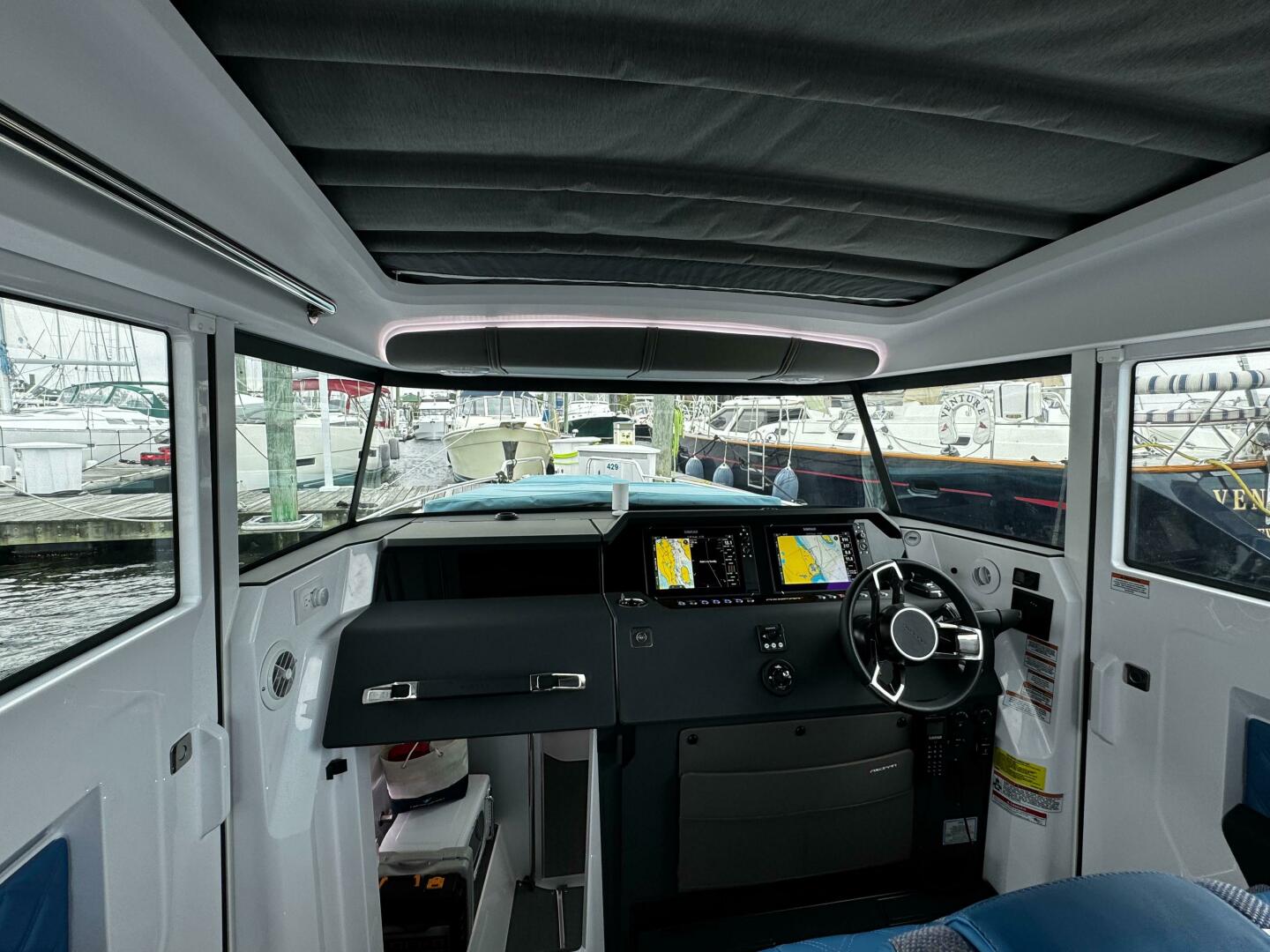 Slide: The Image of Axopar 37 XC Cross Cabin 2024 - 5532431