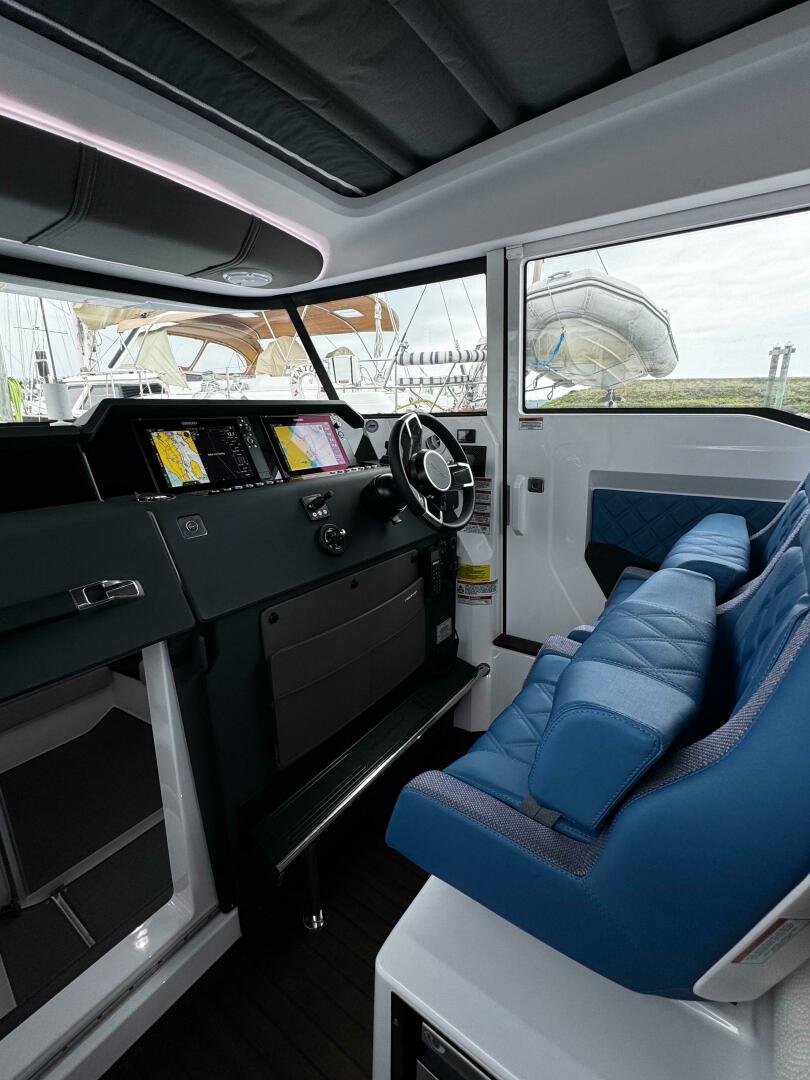 Slide: The Image of Axopar 37 XC Cross Cabin 2024 - 5532433
