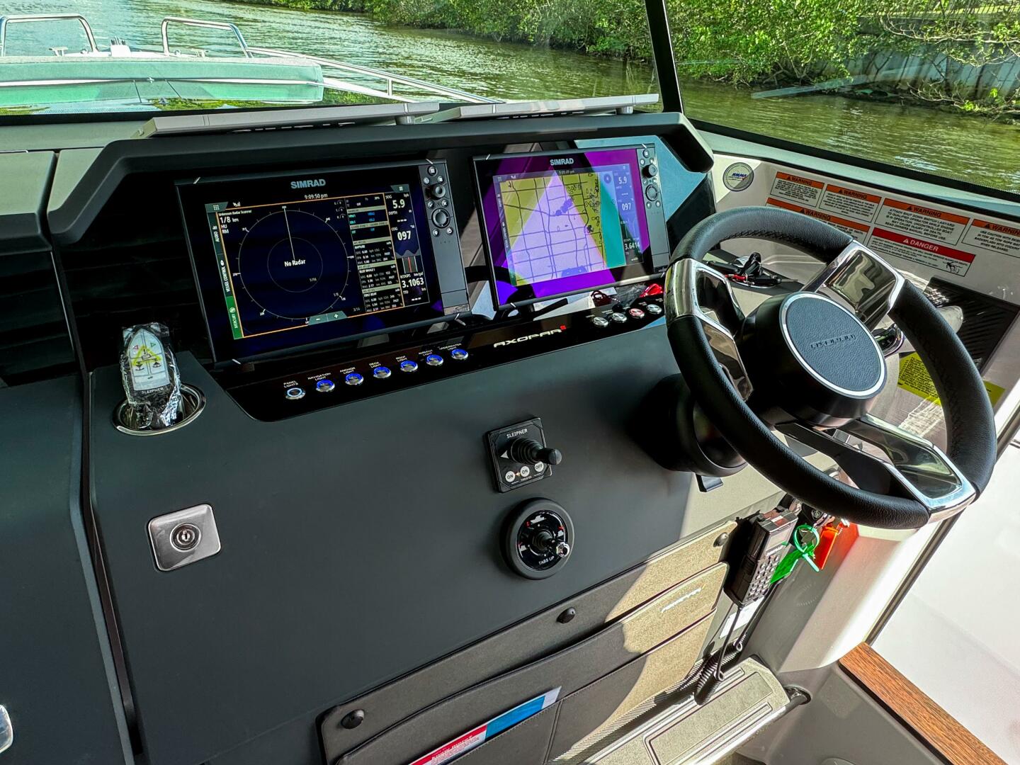 Slide: The Image of Axopar 37XC CROSS CABIN BRABUS Trim 2024 - 5216306