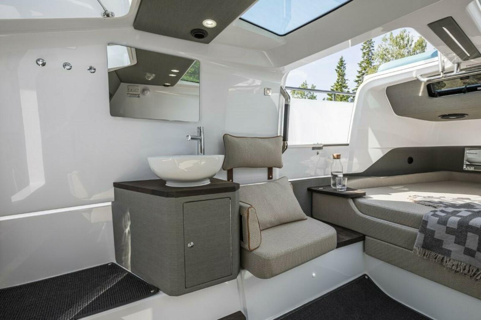 Slide: The Image of Axopar 37XC CROSS CABIN BRABUS Trim 2024 - 4787681