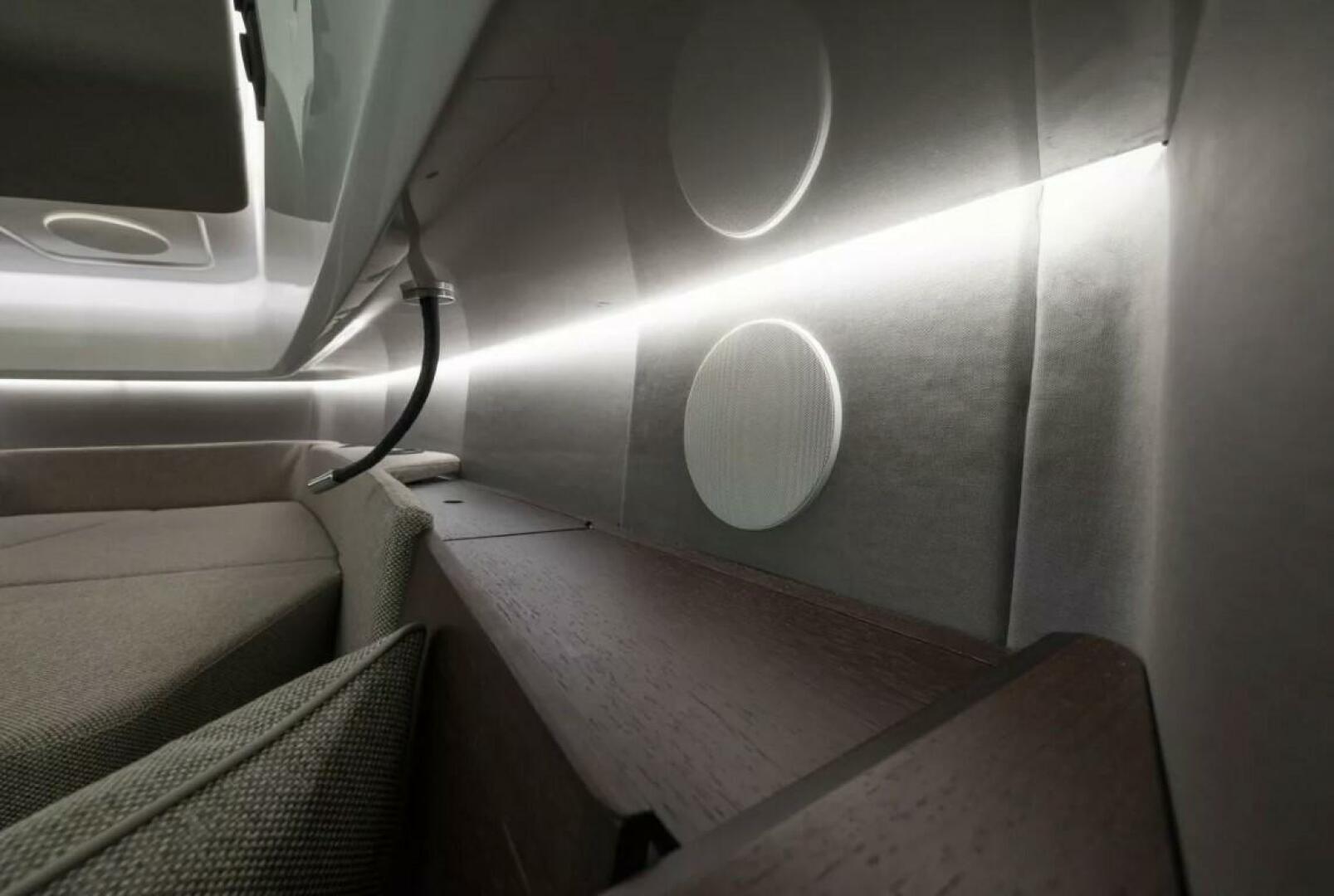 Slide: The Image of Axopar 45 ST 2024 - 4002656