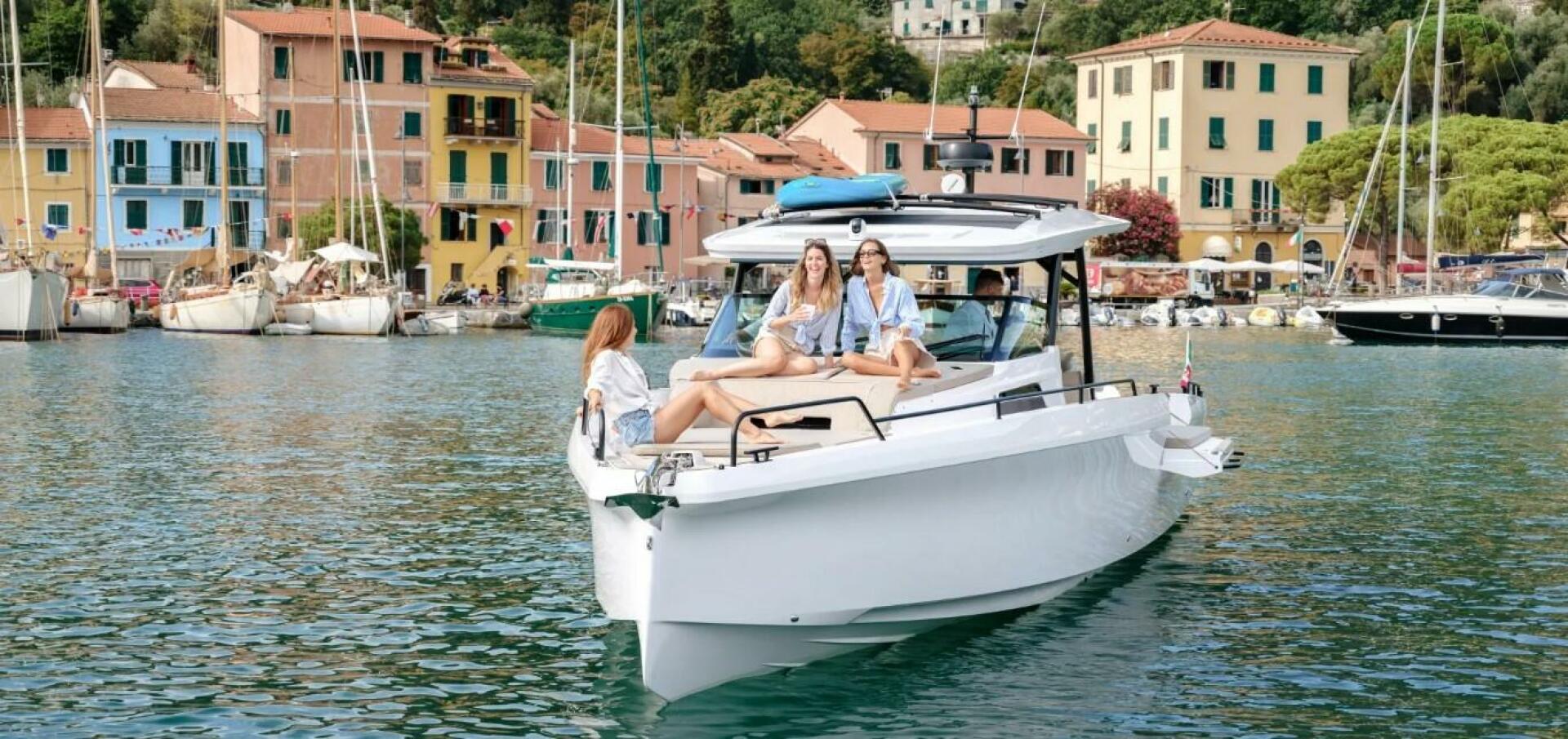 Slide: The Image of Axopar 45 ST 2024 - 4002658