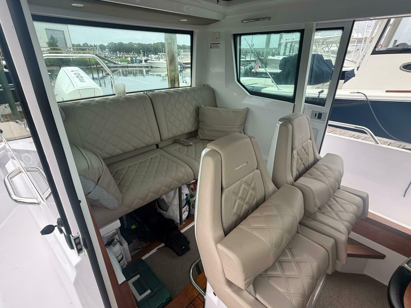 Slide: The Image of Axopar Aft Cabin 2023 - 5511037